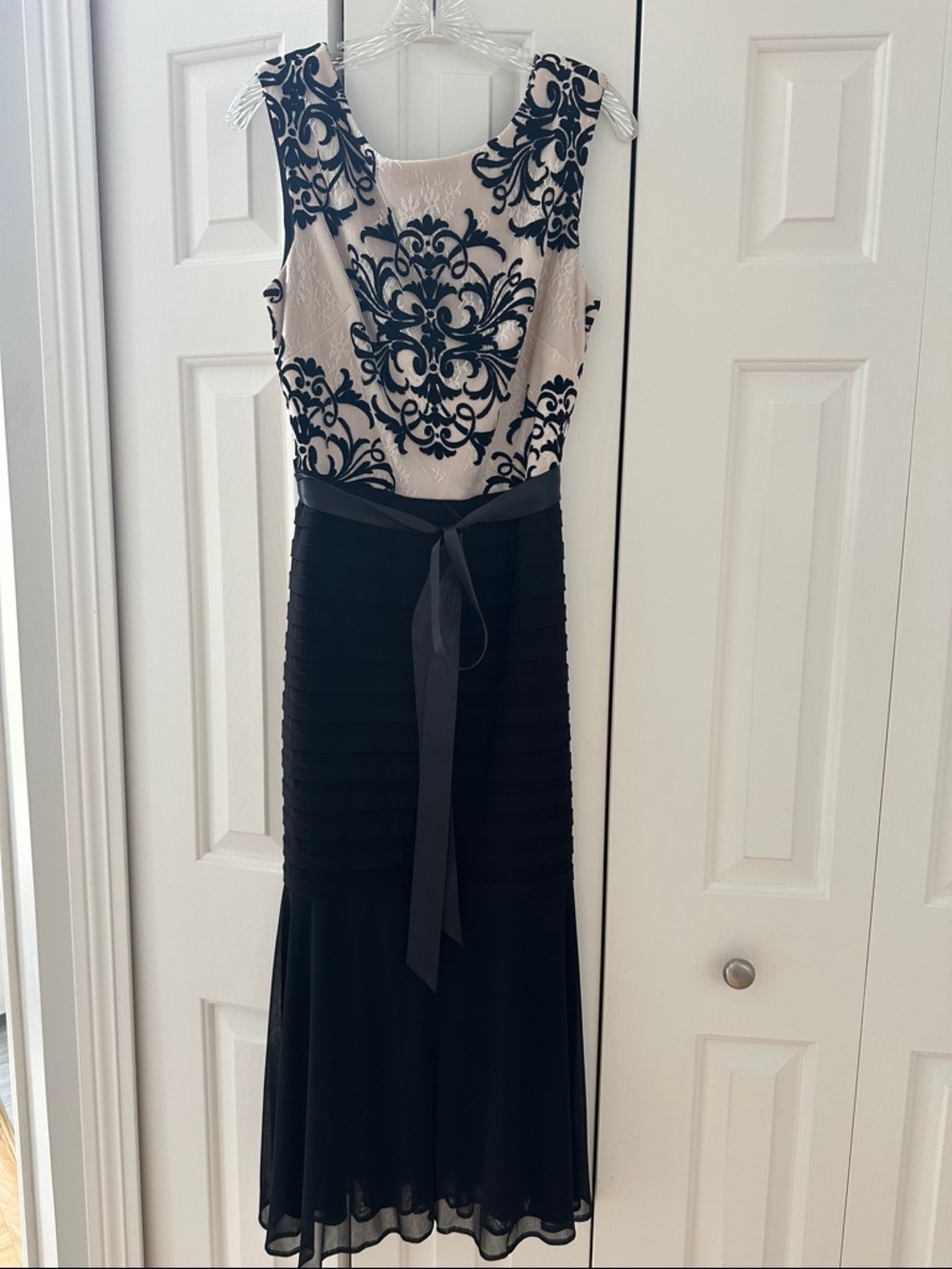 Cache Black and Ivory Sleeveless Embroidered Maxi Dress